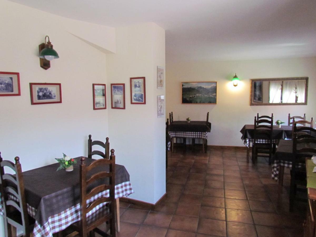Hotel Las Nieves Linas de Broto ภายนอก รูปภาพ